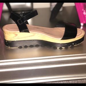 Black platform sandals